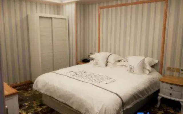 Yunhe Hotel