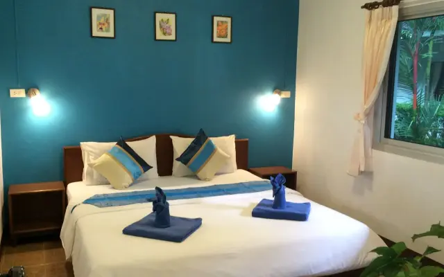 Loma Resort