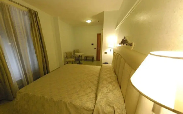 Hotel Alba