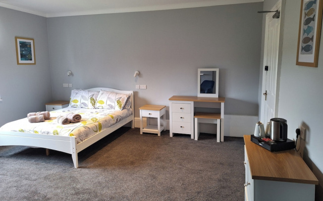 Room-spacious Double Room With Lovely Vi