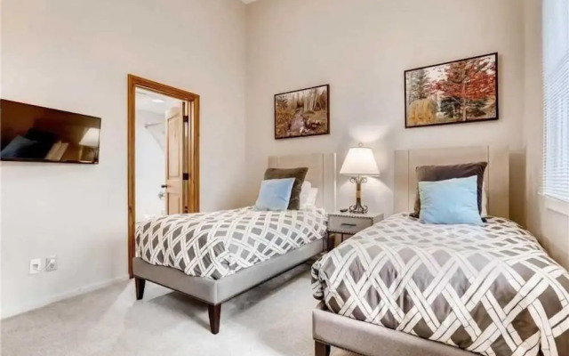 2 Bedroom Ski-in Ski-out Condo in Snowmass Village