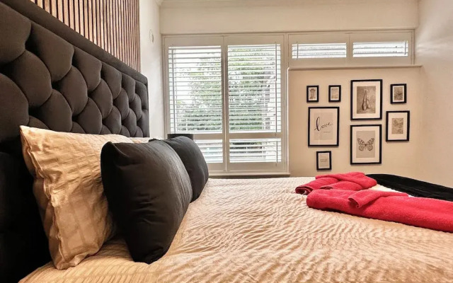 Clapham 3-bed Flat, Sleeps 6 With Free Parking