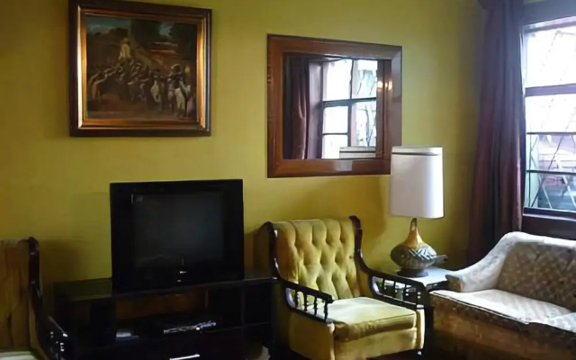 Miraflores Lodge