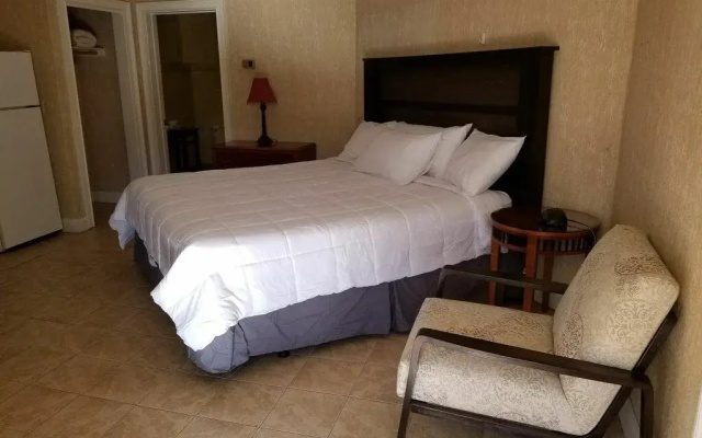 Cedar Park Whirlpool Suites
