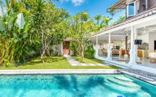 Villa London - 4BDR quiet, pool, prime location