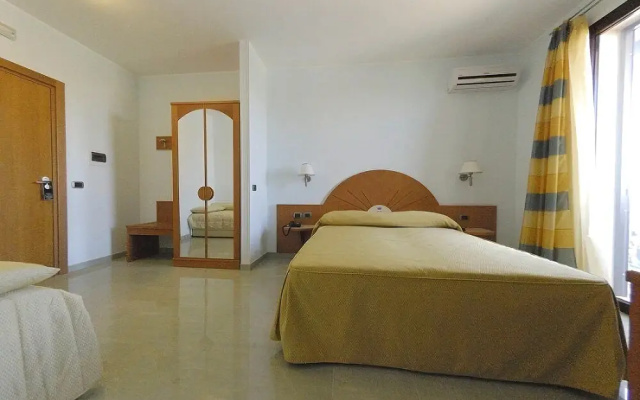 Hotel Alba