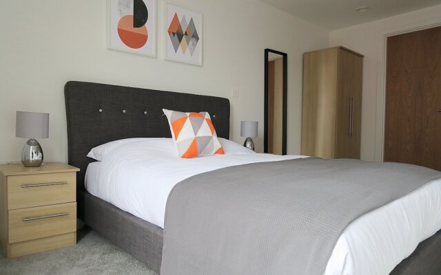 Апартаменты Quay Apartments Manchester вид на фасад
