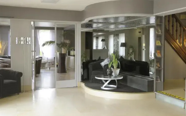 Modern Hotel