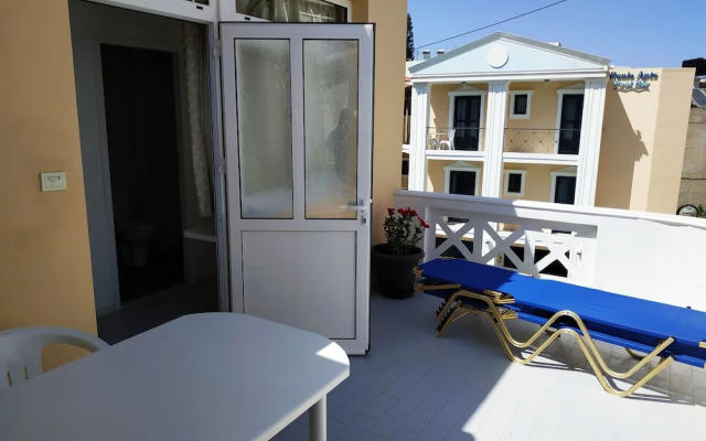 A Studio With Balcony