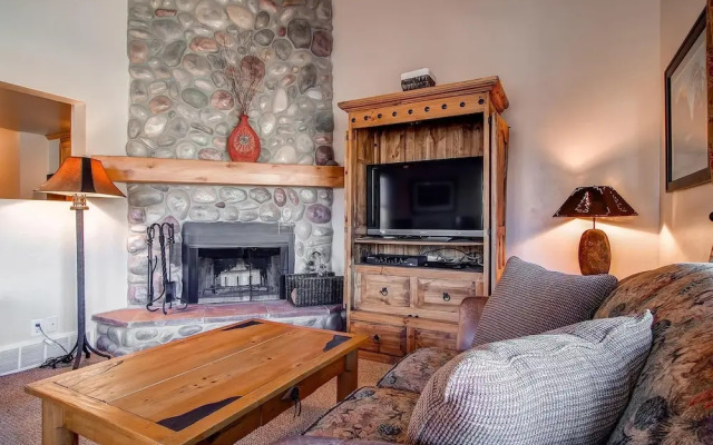 1048-1052 Empire Ave by Park City Lodging