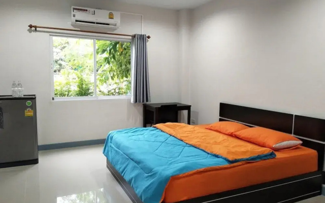 Ausgust Riverside Resort