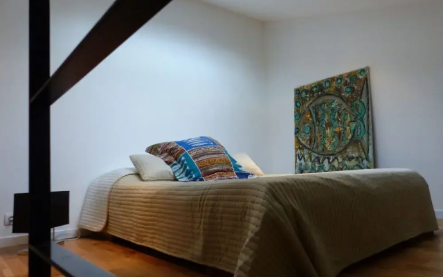 Spacious Villa in Toulon with Private Pool