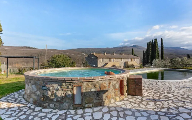 Tranquil Holiday Home in Chianni With Swimming Pool