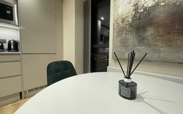 Leeds City Centre Chic Apartment