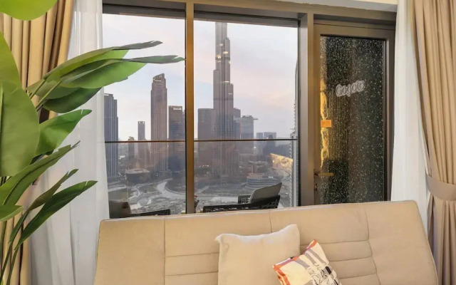 Ultra LUX Burj View Spacious High Floor