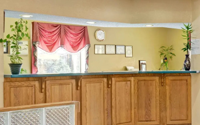Travelodge Forest Park Atlanta South