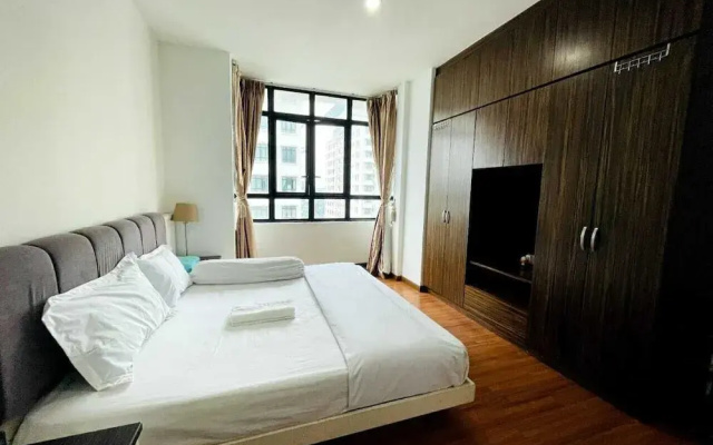 Lake view Resisdence