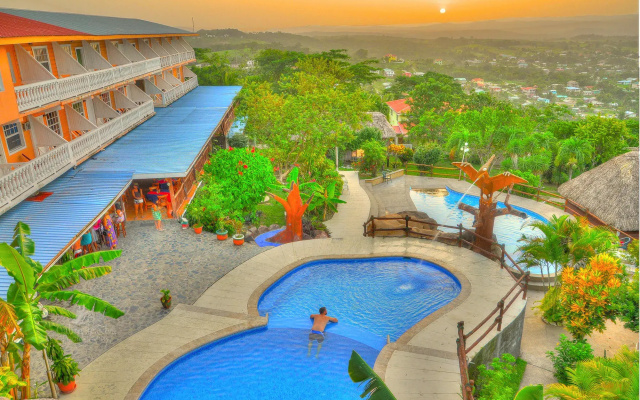 Cahal Pech Village Resort