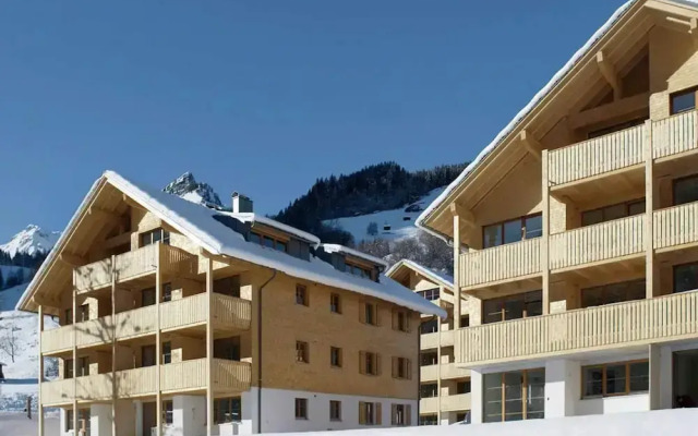 Vibrant Apartment near Ski Slopes in Brand