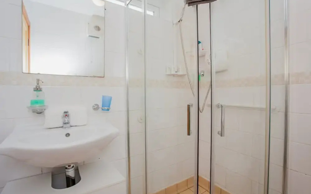 Central 3 Bedroom Townhouse Near O'Connell Street