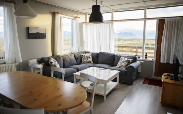 Hestaland Riverside Cottage