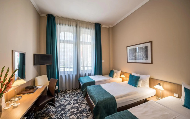 Erzsebet Kiralyne Hotel