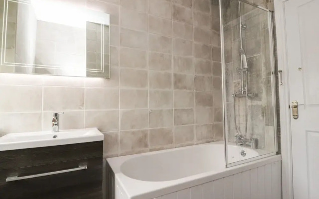 1 Lytham Terrace