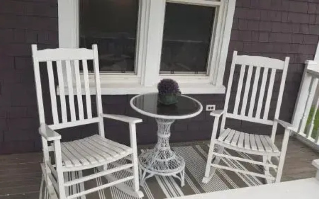 The Home Place Inn