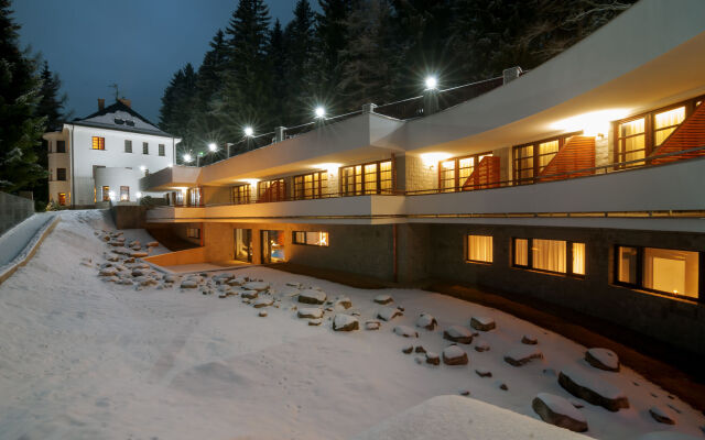Hotel Bedriška Wellness Resort & Spa вид на фасад