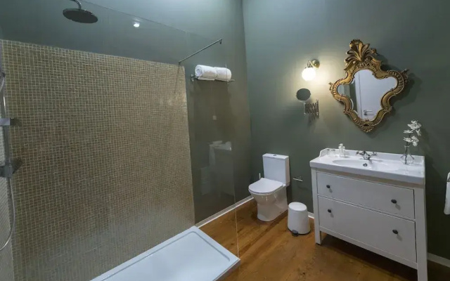 Guesthouse Bonjardim Suites