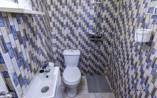 Lovely 13-bed Complex on Cape Point Beach, Bakau - Bojang River Lodge