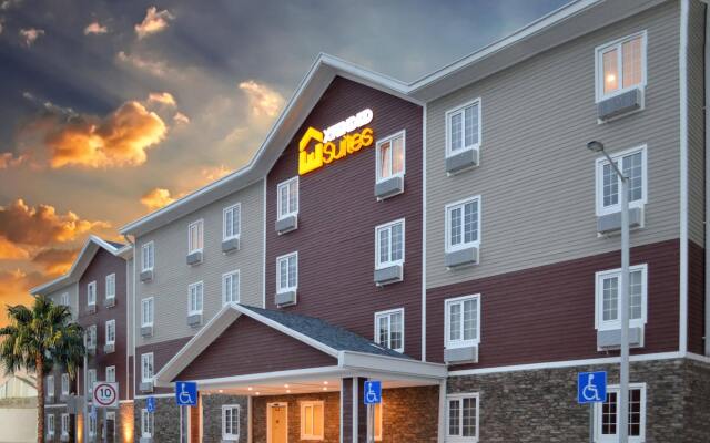 Hotel Extended Suites Coatzacoalcos Forum вид на фасад