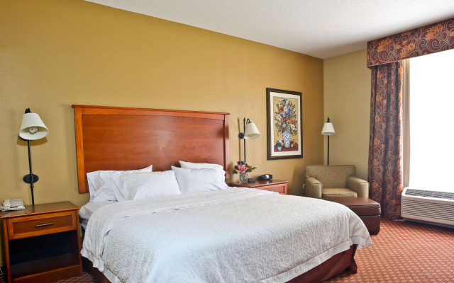 Hampton Inn McHenry