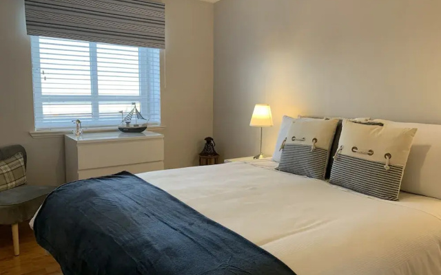 Kintyre Apartment
