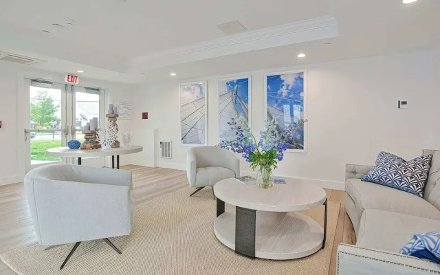 Harbourtown Suites
