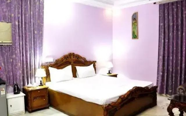 Riya Palace