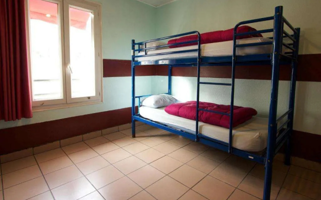 Auberge Internationale des Jeunes - Hostel