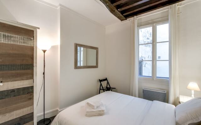 Апартаменты Louvre - Saint Honore Area Apartment комната для гостей