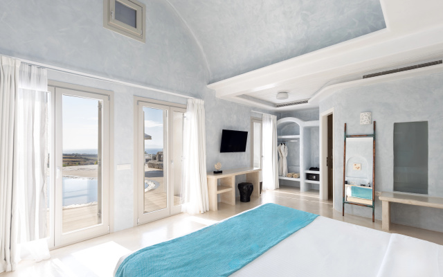 Danae Suites Santorini