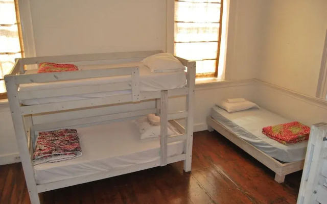 Mobay Kotch - Hostel