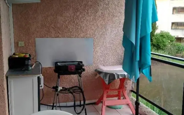 Moriani Studio Cabine Climatise 4 a 5 Pers