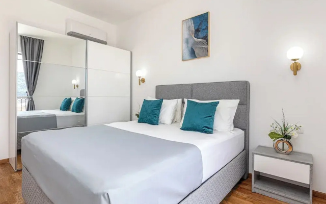 Adriatic Residence