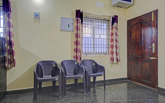 OYO Flagship 87088 Vsv Guest House