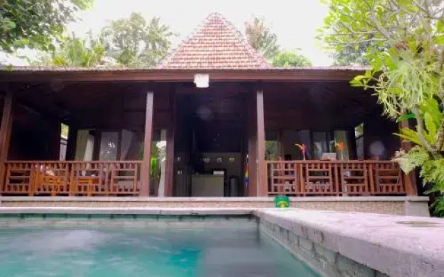 Prama House