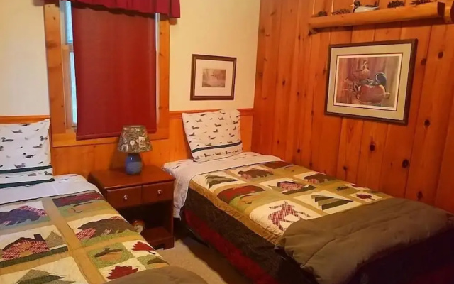 Knotty Pine: Norway - On Lake Minocqua