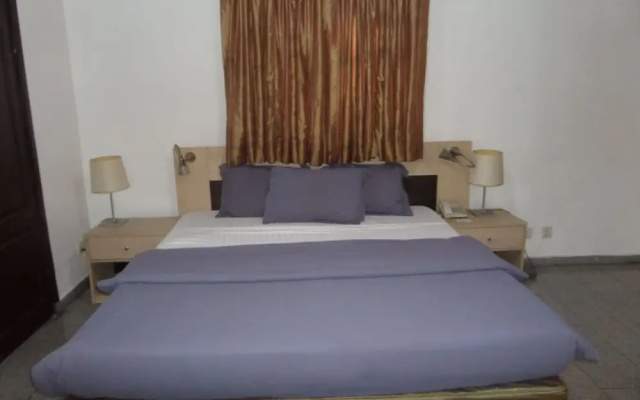 Heritage House Hotel