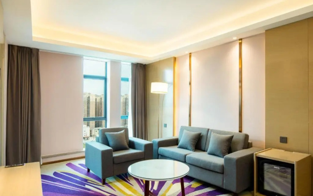 Lavande Hotel Shanwei Haifeng Phoenix New City Branch