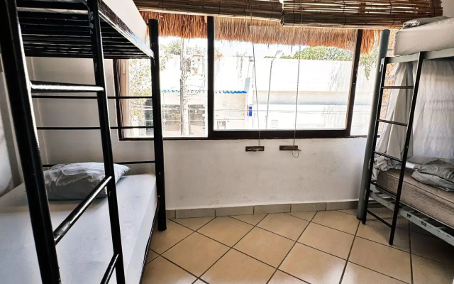 3B| Wellness Hotel & Hostel