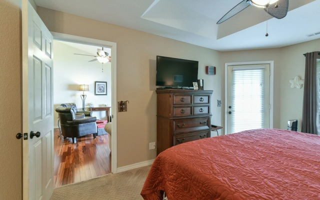 700 Emerald Point 3 Bedroom Condo