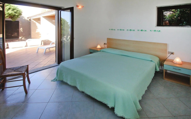 Terraced House In Costa Paradiso With Terrace